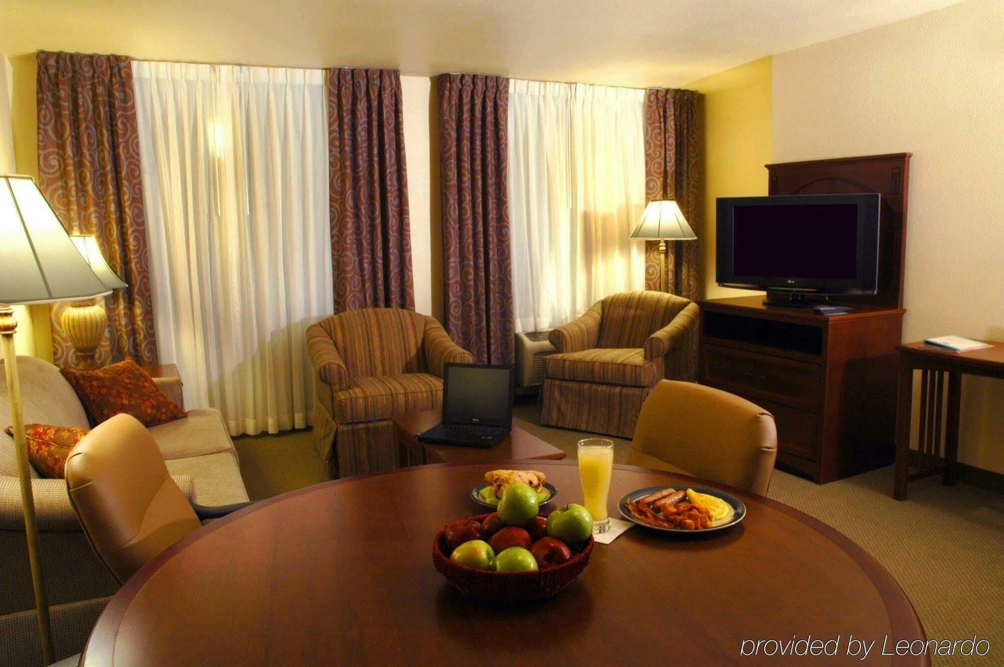 Staybridge Suites Sacramento Airport Natomas, An Ihg Hotel Номер фото
